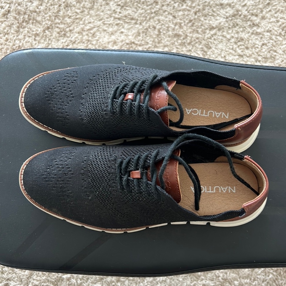 Mens Nautica Dress shoes